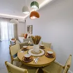 Terra Chic Retreat - 2br With Parking アパート ハニア