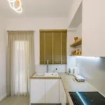 Terra Chic Retreat - 2br With Parking