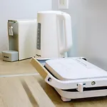 Terra Chic Retreat - 2br With Parking アパート